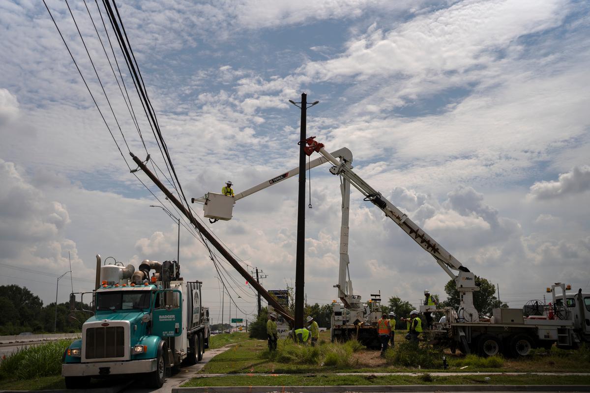 Texas Seeks Probe of Energy Companies After Storm Leaves Millions Without Power