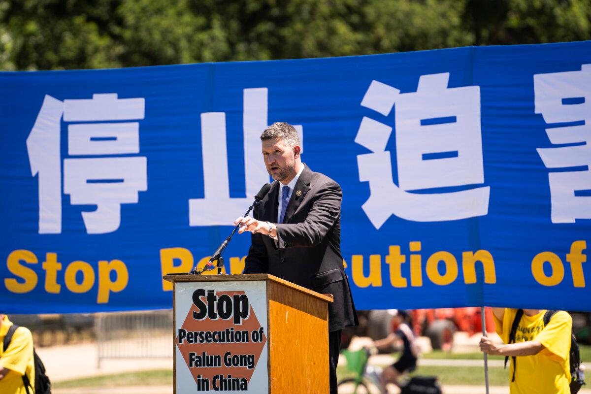 Rep. Pat Ryan (D-N.Y.) speaks during a rally calling for the end of the Chinese Communist Party’s 25 years of ongoing persecution of Falun Gong practitioners in China at the National Mall in Washington on July 11, 2024. (Madalina Vasiliu/The Epoch Times)