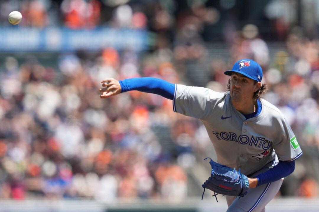 Jansen, Horwitz Homer as Gausman Beats Giants in Return to San Francisco