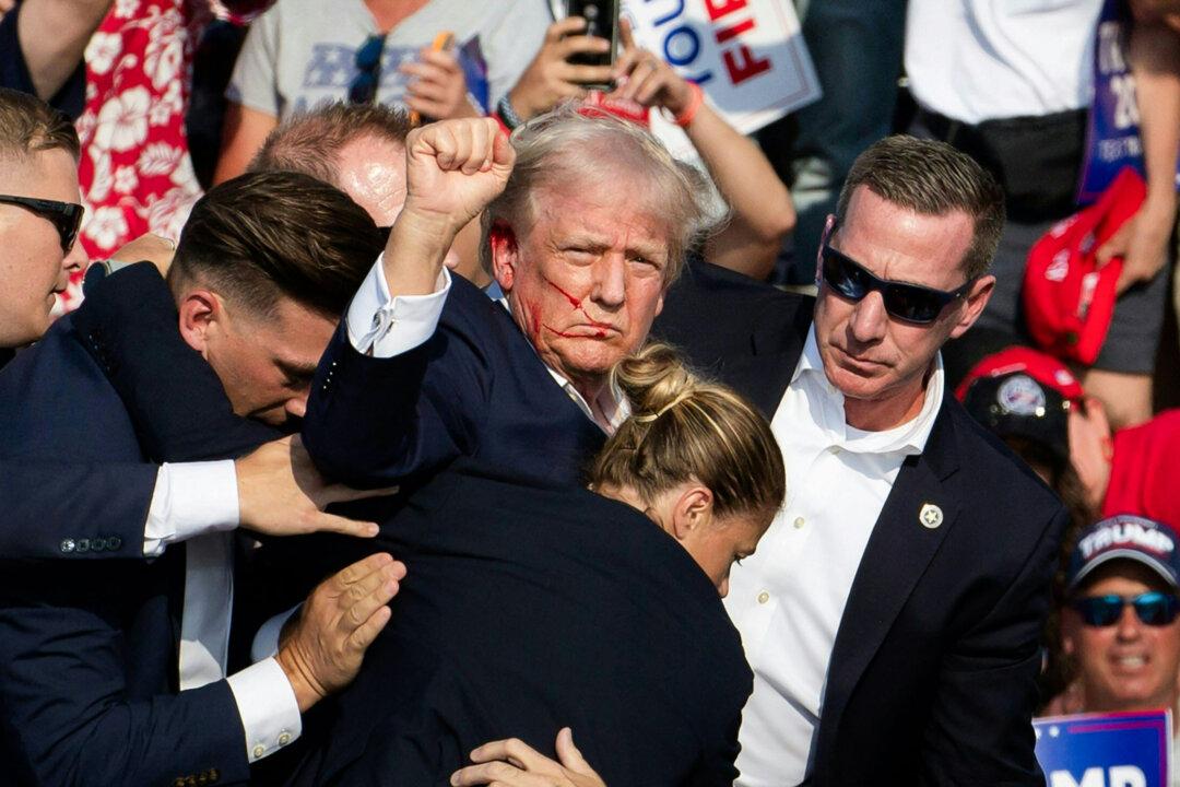 News Brief: DHS Inspector General Opens Investigation After Trump Rally, Prosecutors Start Dropping Jan. 6 Charges, Former Trump Adviser Released From Prison