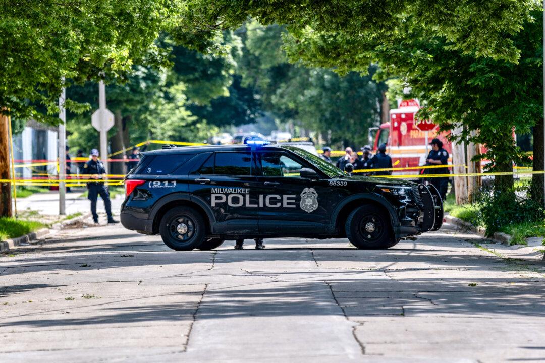 1 Person Shot by Ohio Police Near RNC in Milwaukee, Authorities Confirm