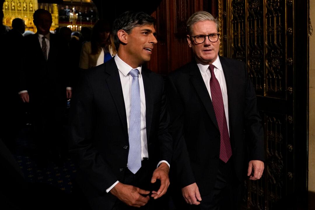 Smoking Ban, ‘Conversion Therapy,’ and Updated Mental Health Act Outlined in King’s Speech