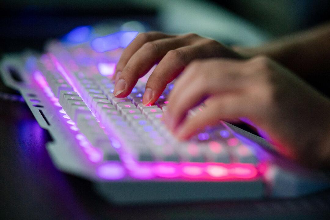 US Telcos Breached by China Hackers
