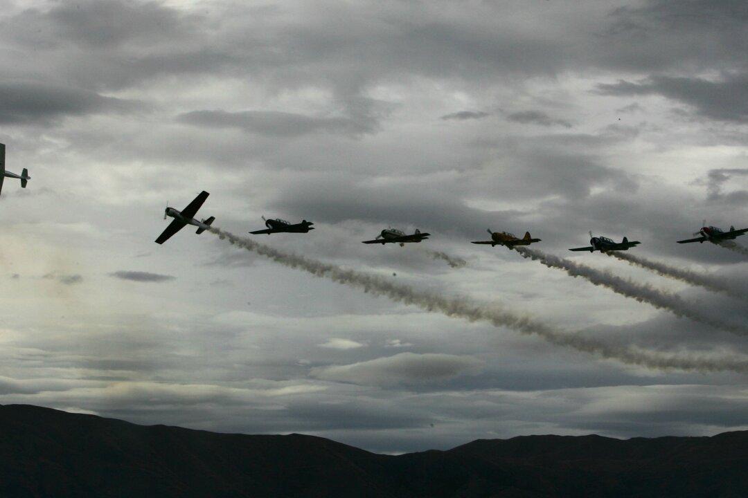 2 Killed in Military Aircraft Crash in Armenia