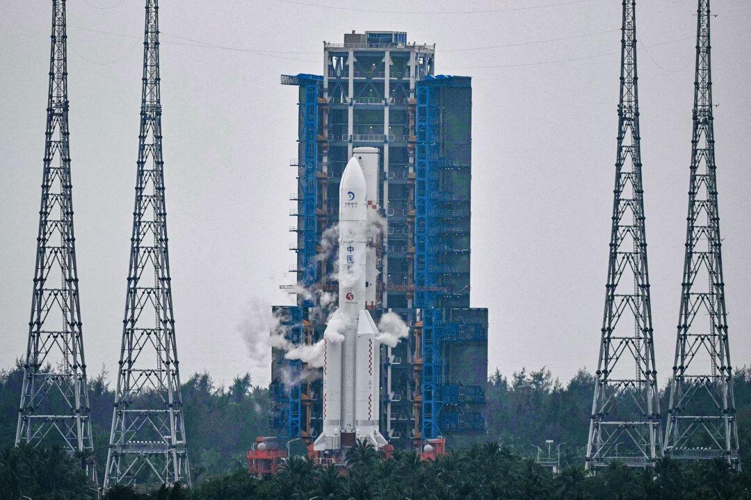 China Versus the US in Space: Do the Americans Have What It Takes?