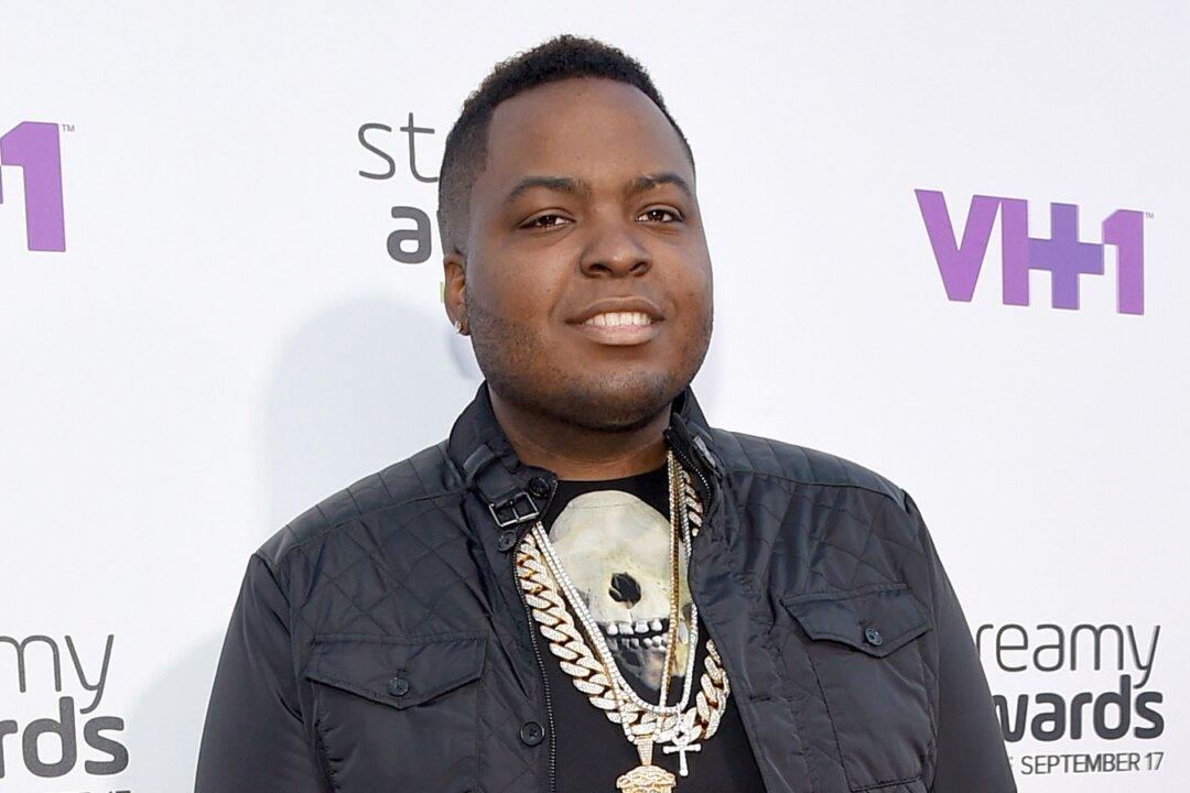 Rapper Sean Kingston and Mother Indicted for Fraud