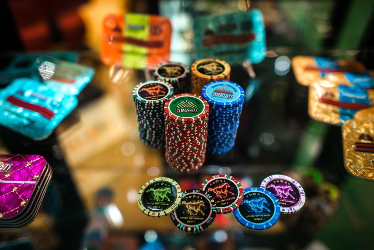 Government Facing Heat for Postponing Gambling Ad Ban to 2025