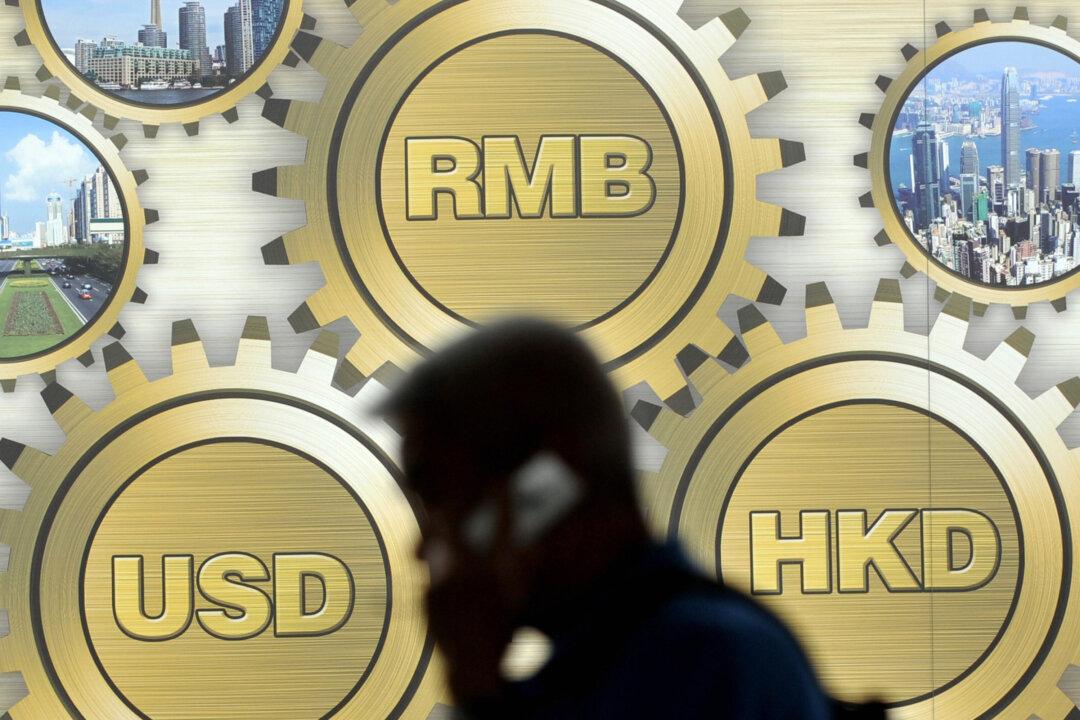 Money Exchange Gangs in China Targeted as Regime Aims to Curb Capital Flight