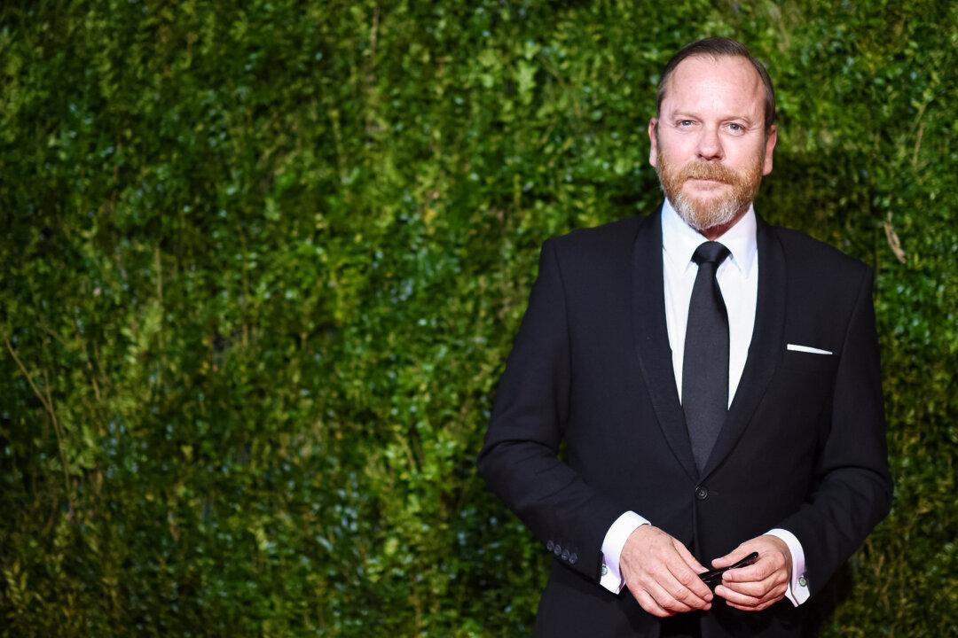 Kiefer Sutherland Reflects on Life and Legacy of His Father, Donald Sutherland