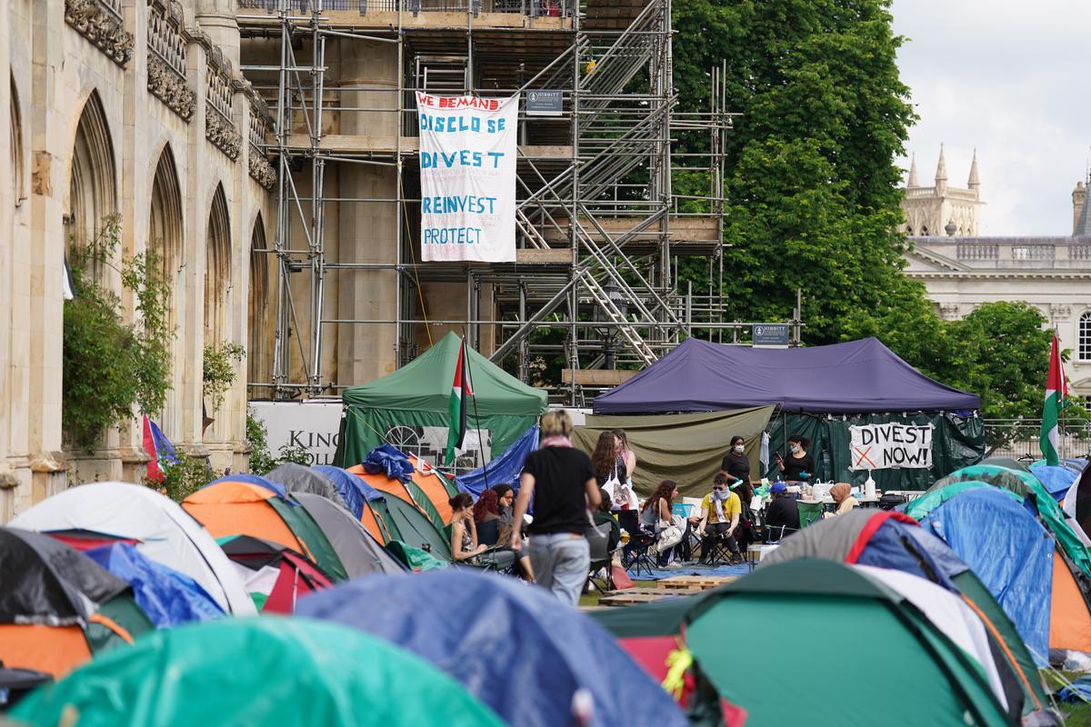 Cambridge University to Review Arms Investments If Pro-Palestine Camp Is Dismantled