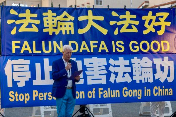 Dr. Dana Churchill, the U.S. West Coast delegate of Doctors Against Forced Organ Harvesting, speaks at an event marking 25 years of the Chinese Communist Party's persecution of Falun Gong in China, in front of the Chinese Consulate in Los Angeles on July 20, 2024. (Alex Lee/The Epoch Times)
