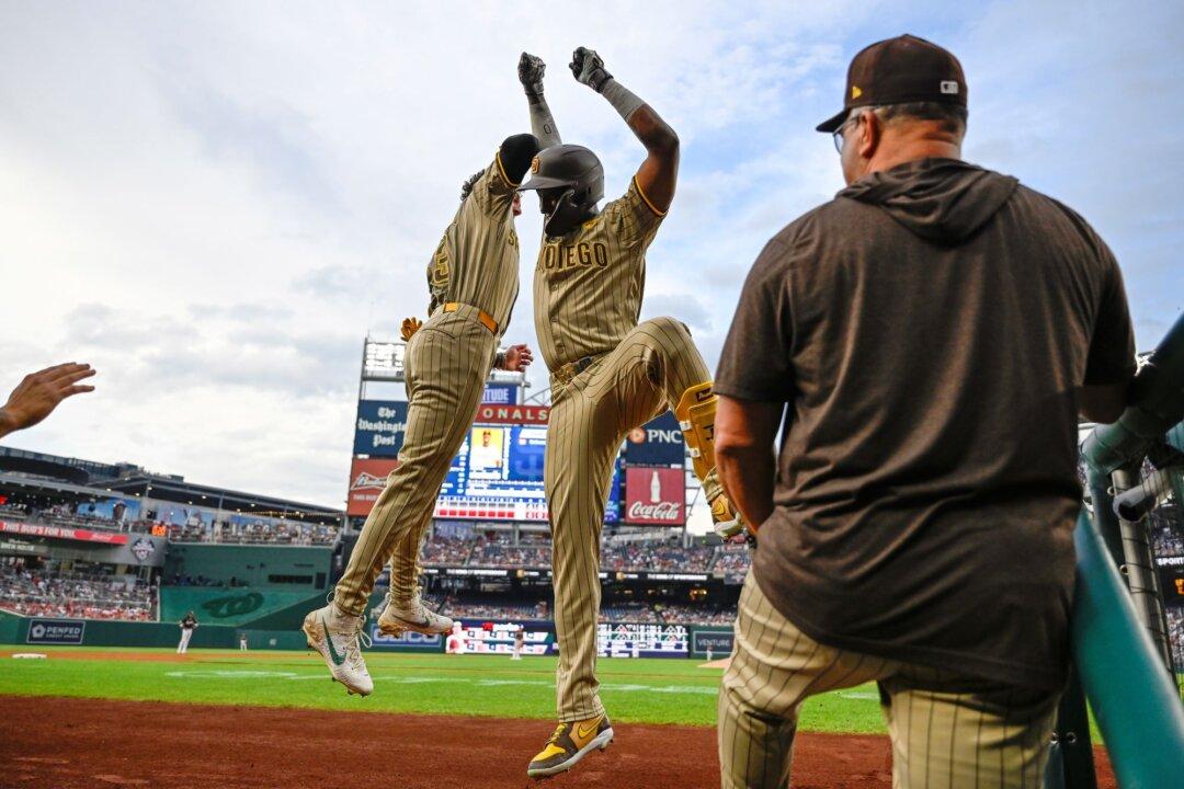 Profar, Higashioka Homer as Padres Collect Season-High 20 Hits, Rout Nationals