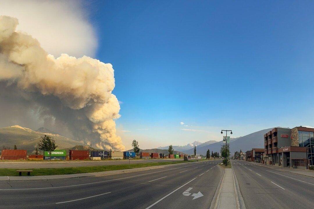 Jasper Facing ‘Significant Loss’ of Buildings, Infrastructure as Wildfire Ravages Town