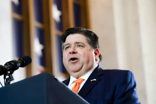 DOJ Sues Illinois Governor, Attorney General Over State Immigration Laws