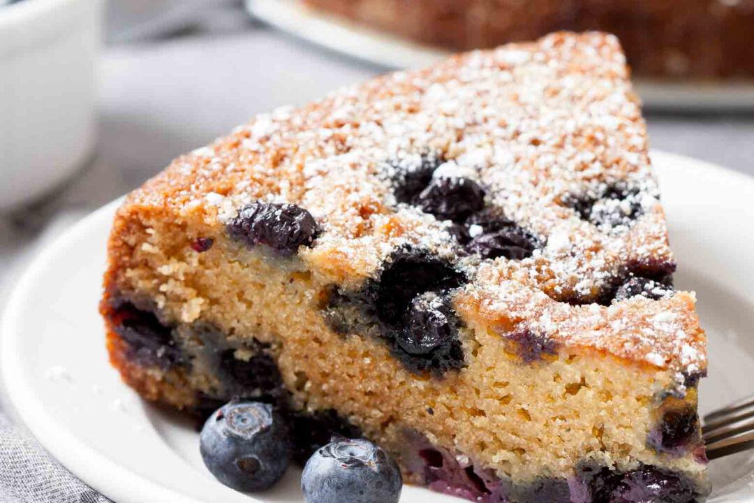Blueberry Sour Cream Cake