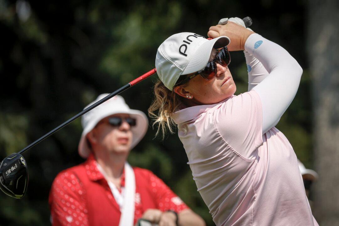 Coughlin Holds Into CPKC Women’s Open Lead; Canadian Star Henderson Derailed by Closing Bogeys
