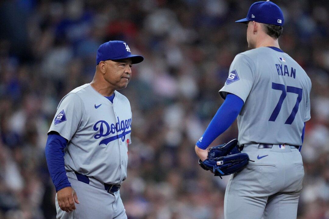 Dodgers Back Solid Effort by Rookie Ryan With Three Homers, Beat Astros