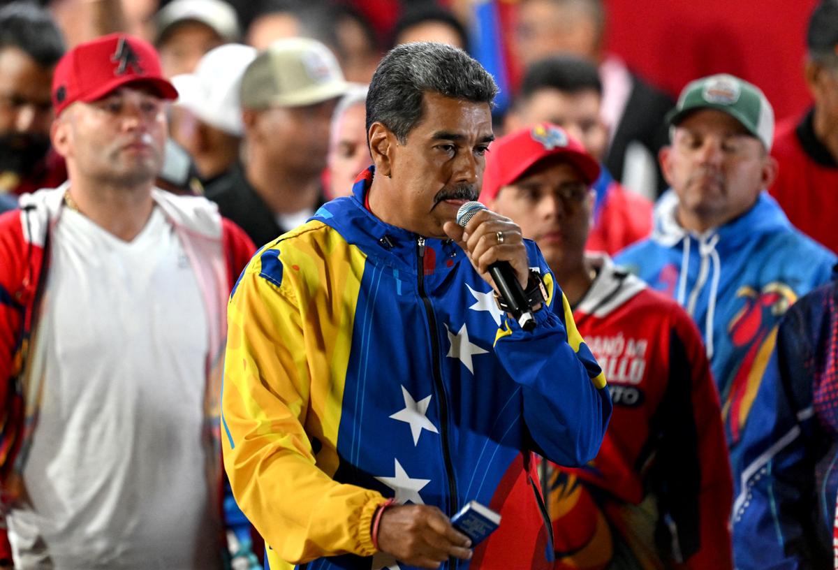 Venezuela’s Maduro, Opposition Each Claim Presidential Victory