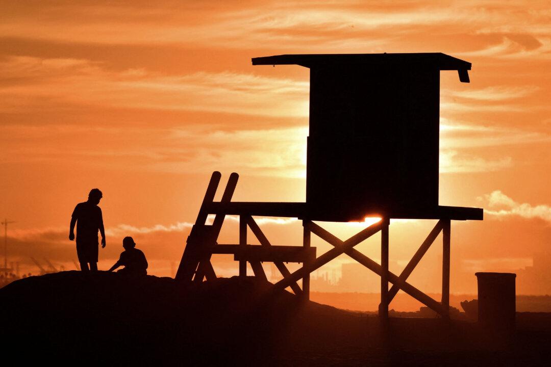 Teenage Swimmer Missing Off Huntington Beach