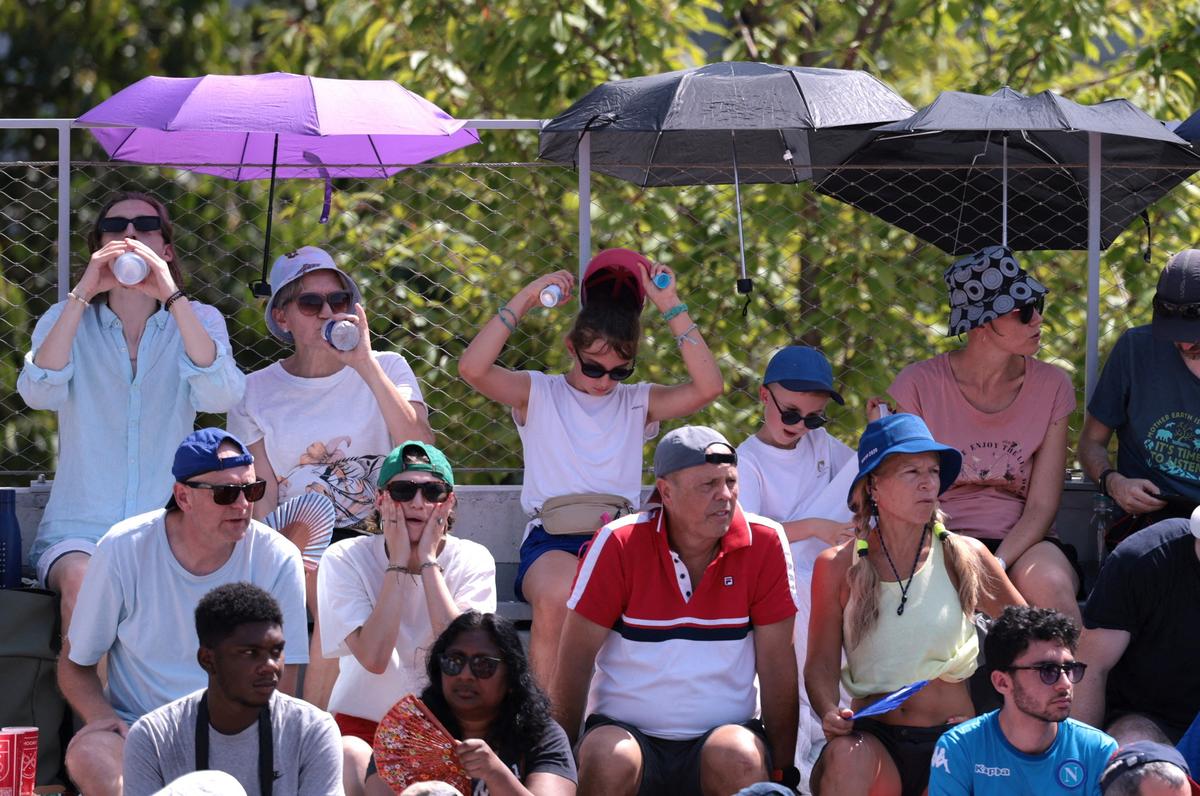 Tennis Singles Players Allowed 10-minute Break Due to Extreme Heat