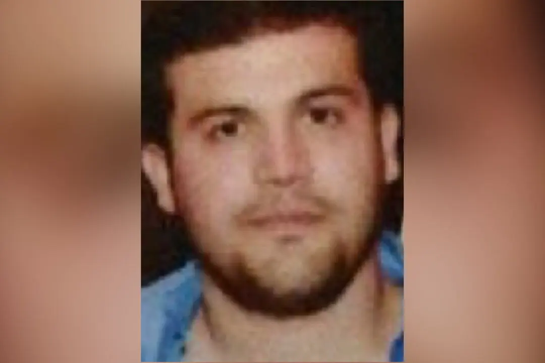 Son of ‘El Chapo' Pleads Guilty to Drug Charges in Chicago