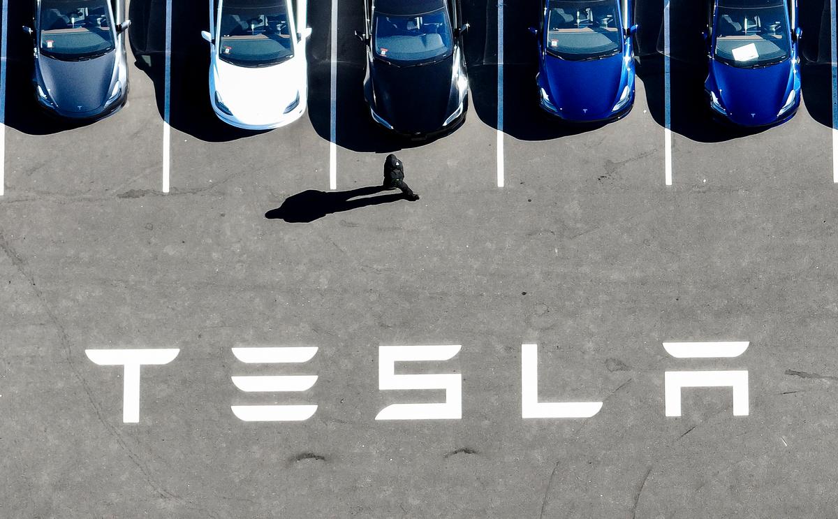 Tesla Recalls More Than 1.8 Million Vehicles Over Hood Latch Issue