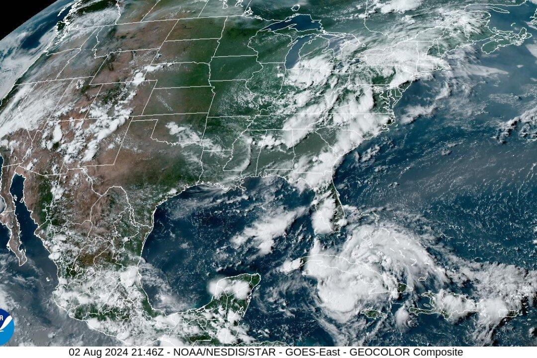 Tropical Storm Warnings Expand Across Florida’s Gulf Coast