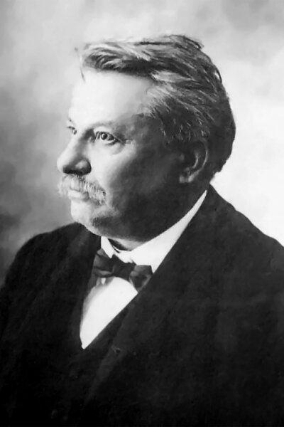 The poet Giovanni Pascoli. (Public Domain)