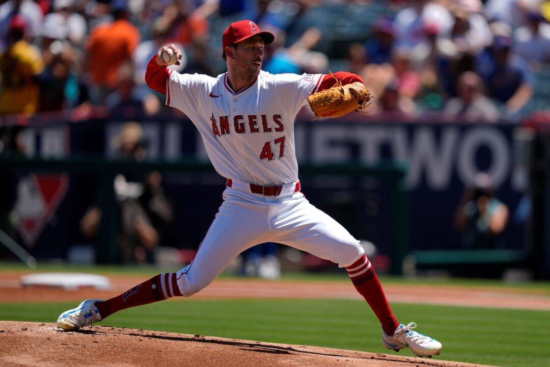 Canning Ends Lengthy Winless Stretch as Angels Take Series From Mets