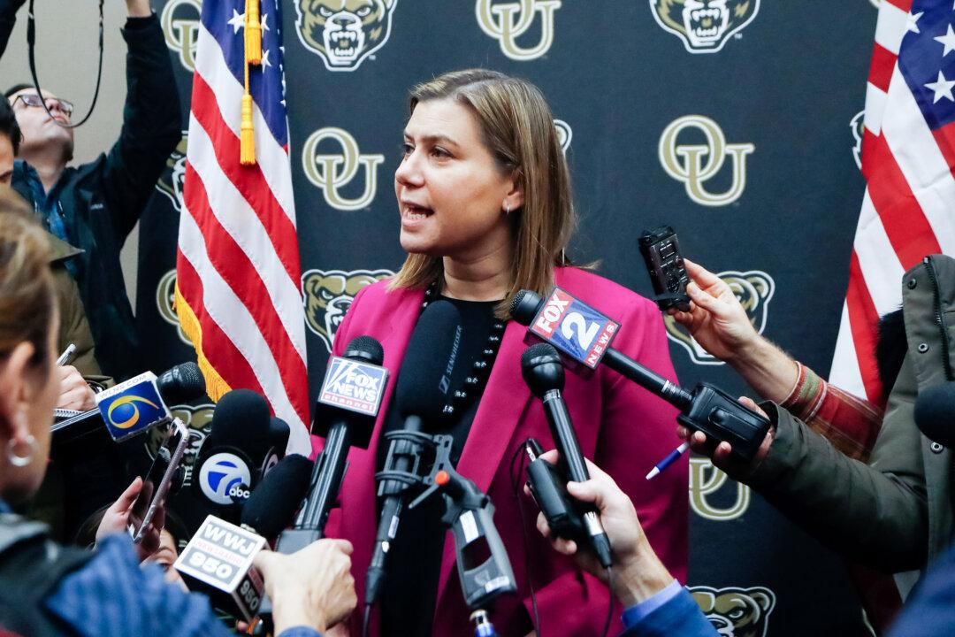 Polls Close for Primary Elections in Missouri and Michigan