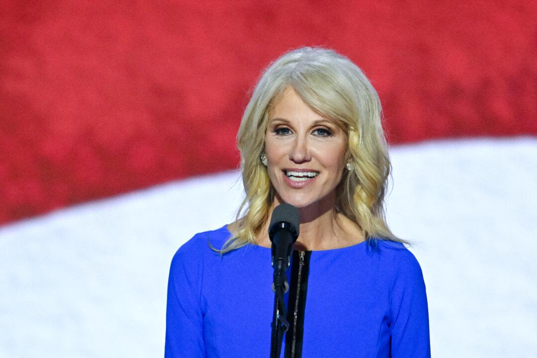 Kellyanne Conway Registers as Foreign Agent for Ukraine