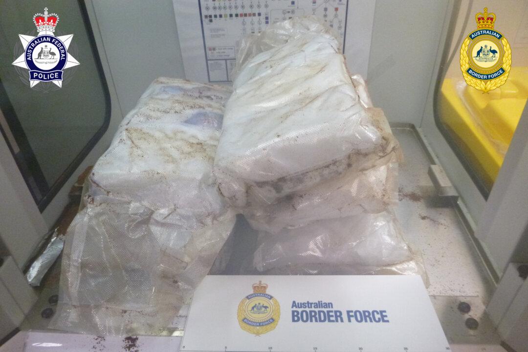 $12M in Meth Wrapped in Vinegar, Coffee Found in Canadian’s Suitcase at Australian Airport: Police