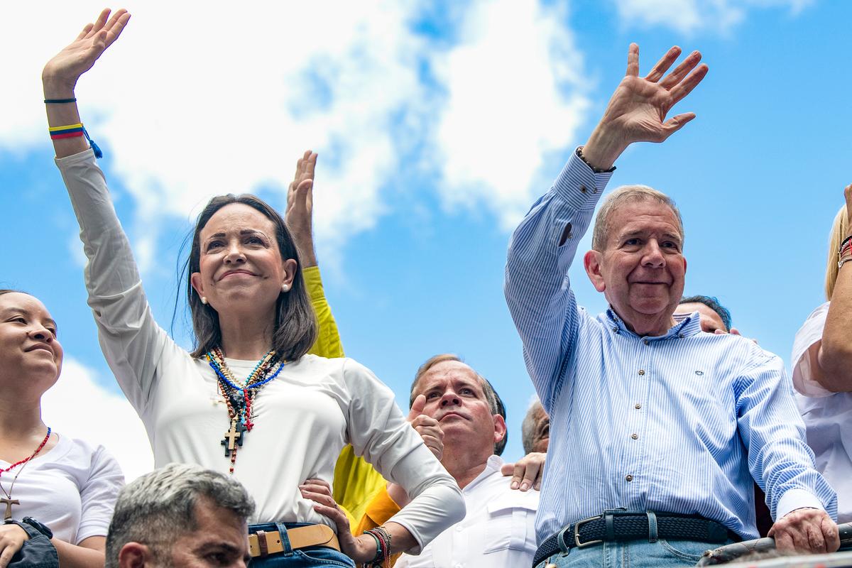 Venezuela Opposition Leaders Face Criminal Probe After Asking Army to ‘Stand on the Side of the People’