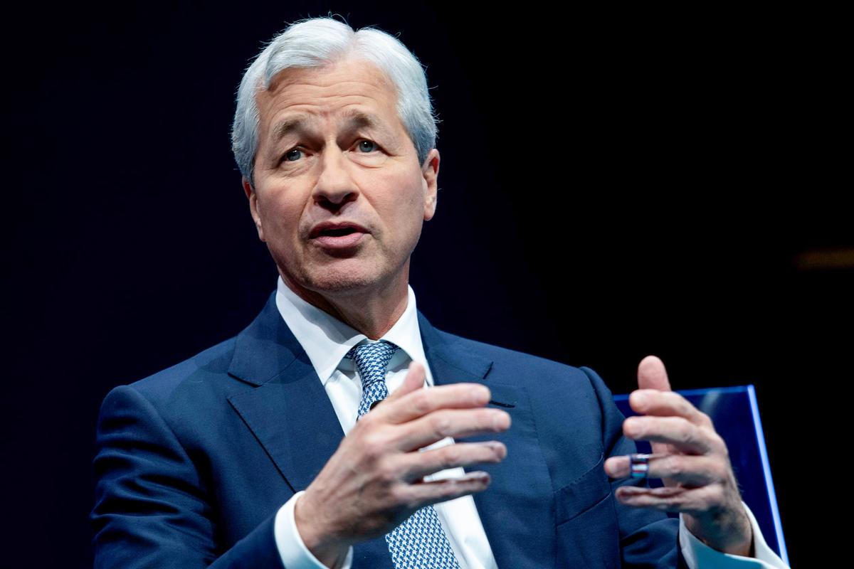 JPMorgan CEO Says Stagflation Remains a Risk