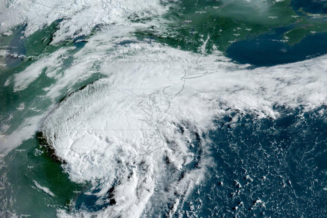 Flash Flooding Risk in Ontario, Quebec as Remnants of Tropical Storm Debby on the Way