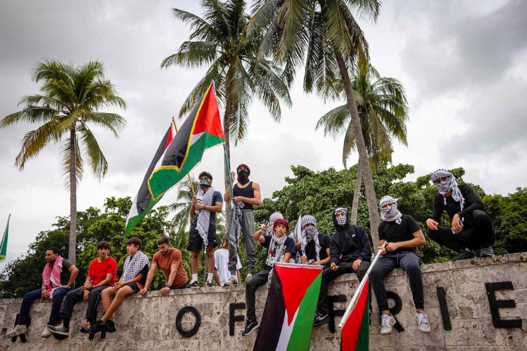 Florida Public Universities Ordered to Review Courses for Anti-Semitic, Anti-Israel Bias