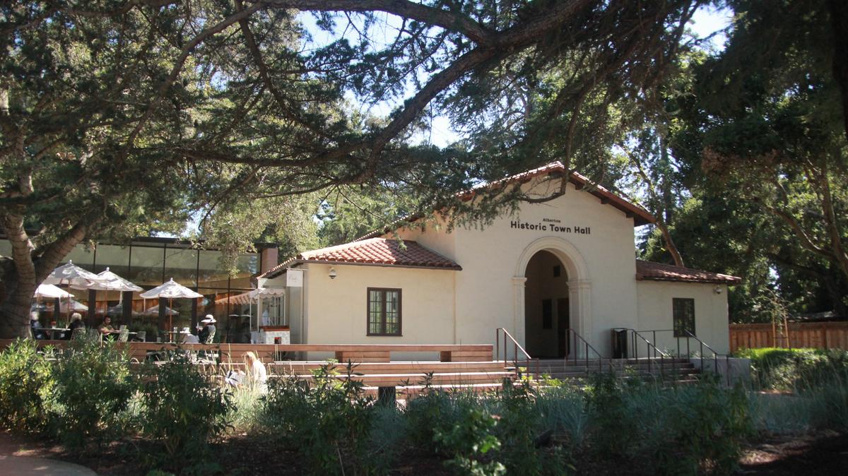 Bay Area Town Named Most Expensive Zip Code in US