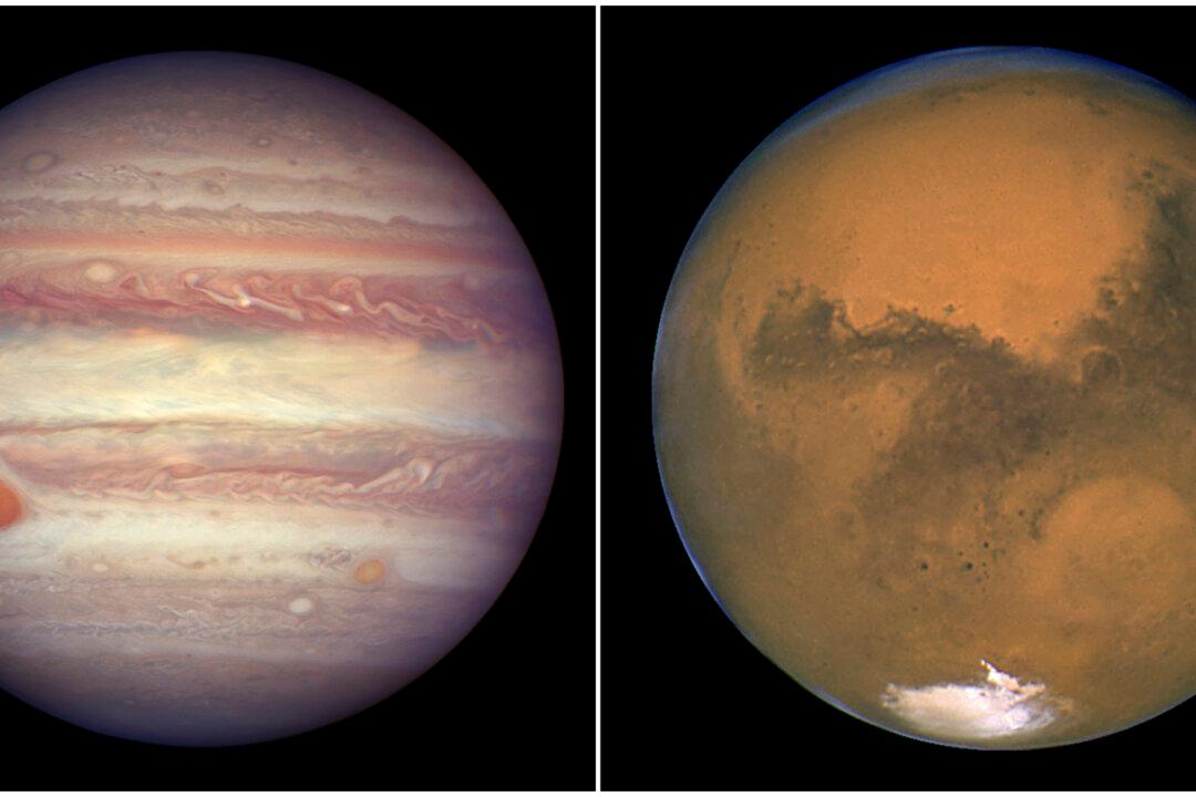 Mars and Jupiter Get Chummy in Night Sky; Planets Won’t Get This Close Again Until 2033