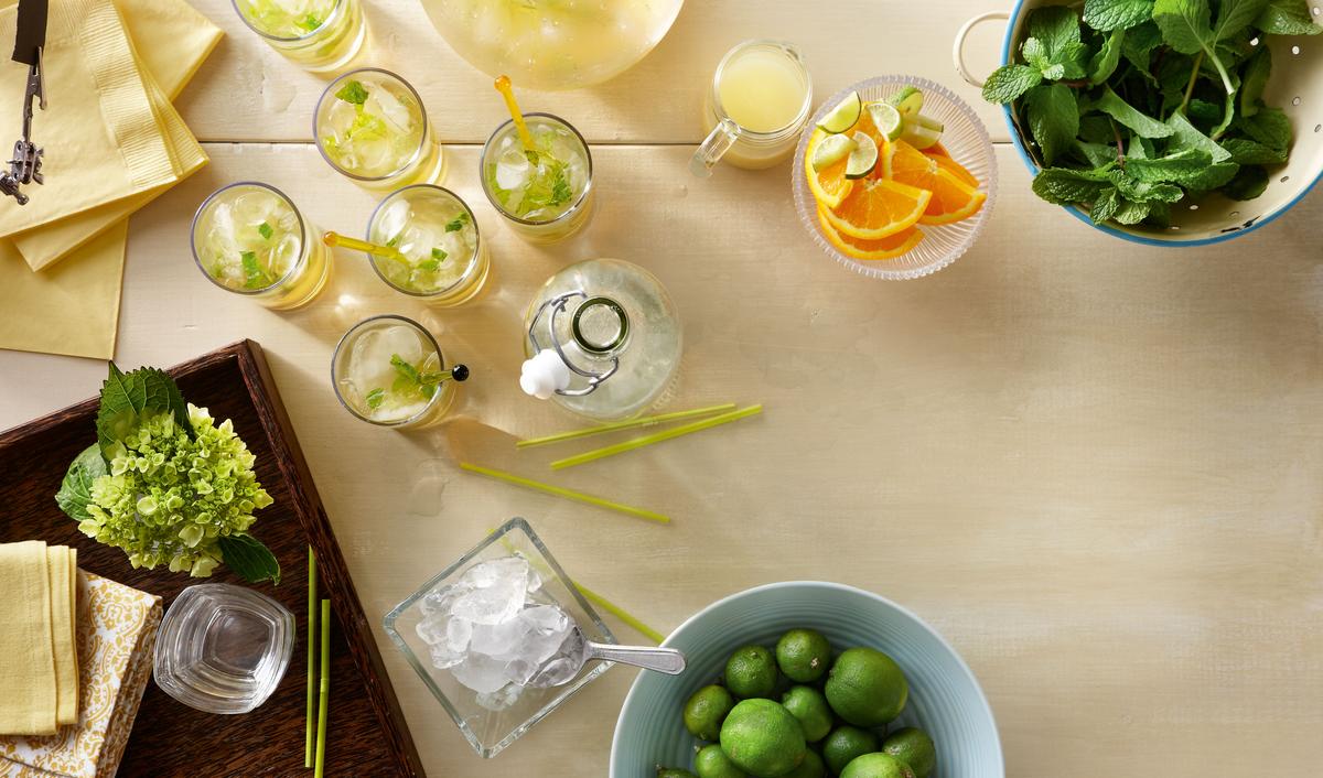 The Trick to Throwing a Summer Cocktail Party at a Moment’s Notice