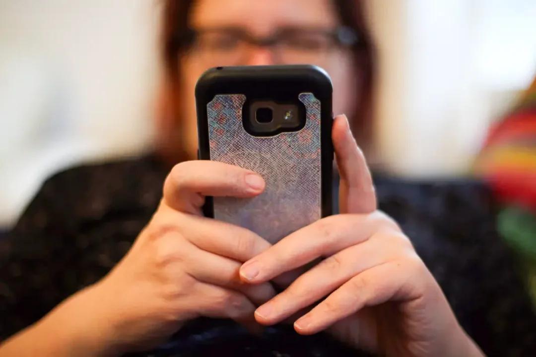 London’s Most Notorious Phone Snatcher Jailed