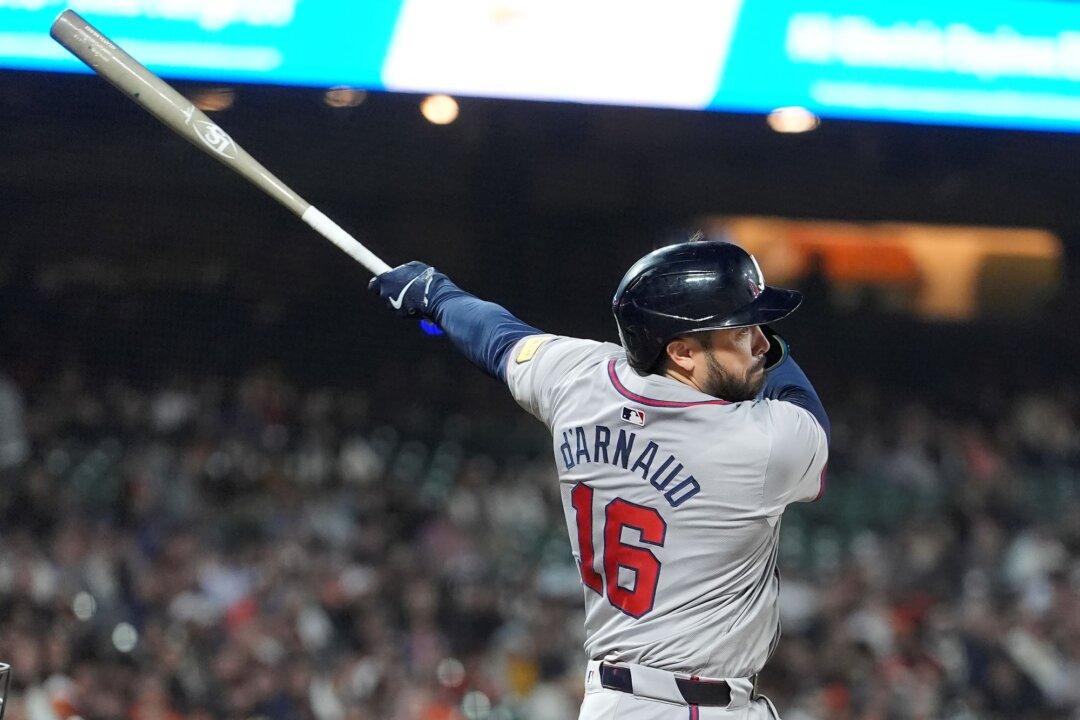 Giants Drop 10-Inning Squeaker to Braves for Second Consecutive Night