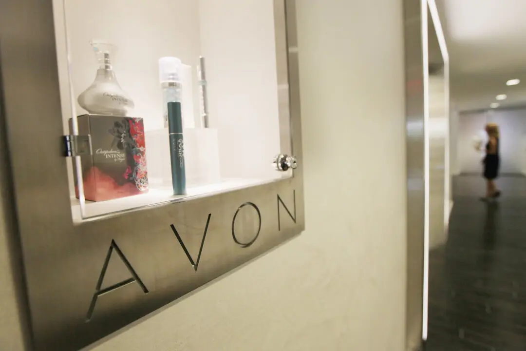 From Books to Beauty: David McConnell’s Fragrant Pivot to Avon