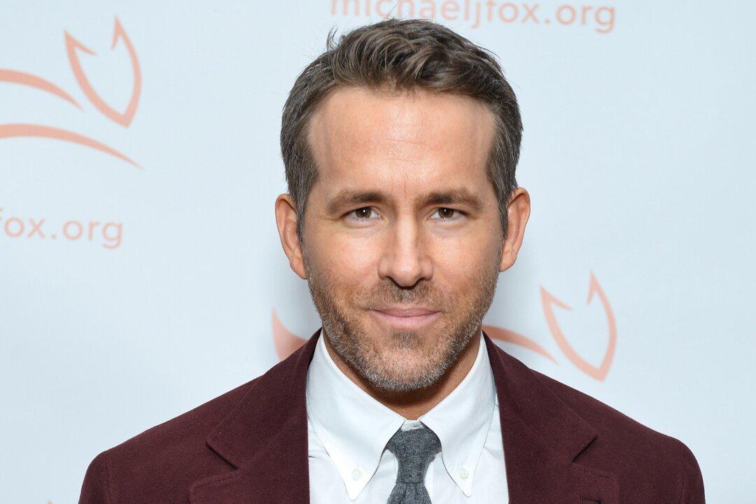 Ryan Reynolds Reflects on His Late Father’s Battle With Parkinson’s Disease