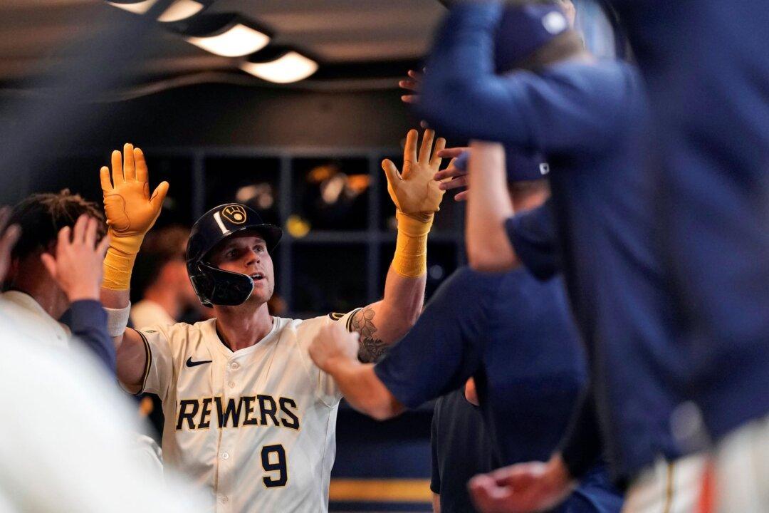 Brewers Take Advantage of Dodgers’ Mistakes to Snap Two Streaks