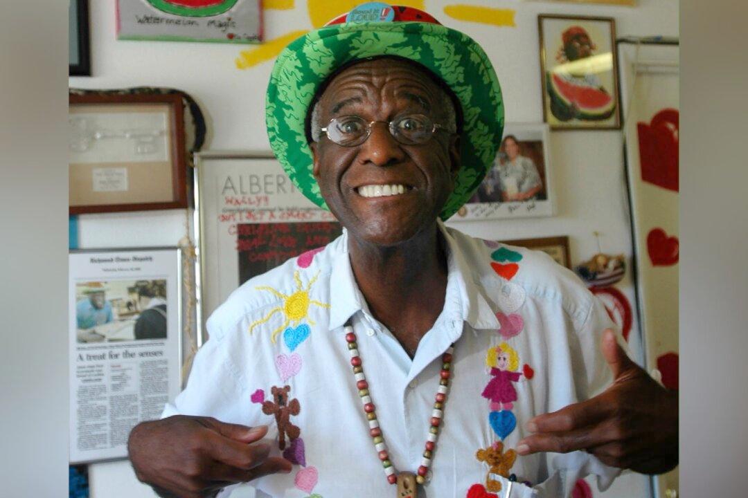 Wally Amos, Former Talent Agent and Amos Cookie Brand Founder, Dies at 88