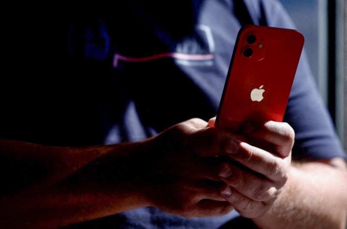 Lawsuit Accuses Apple of Ignoring Child Sexual Abuse Content on iCloud