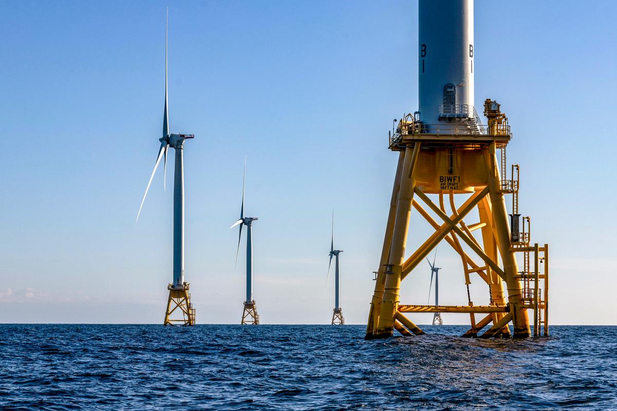 Government Inches Closer to Approving Floating Wind Farms Off Oregon Coast