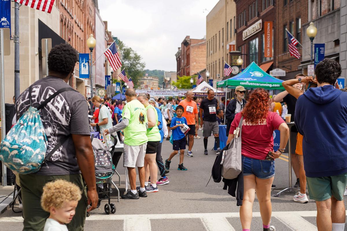 Annual Run 4 Downtown Event Draws Thousands to Middletown