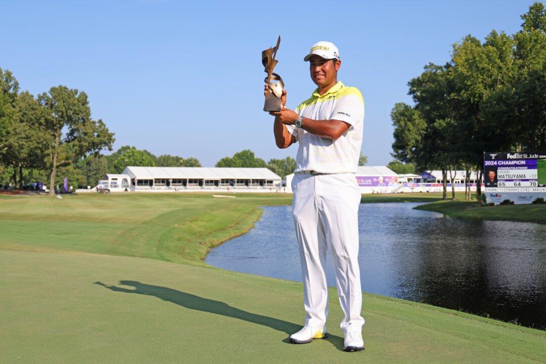 After Near Epic Collapse, Matsuyama Rallies to Win FedEx Cup Playoffs Opener