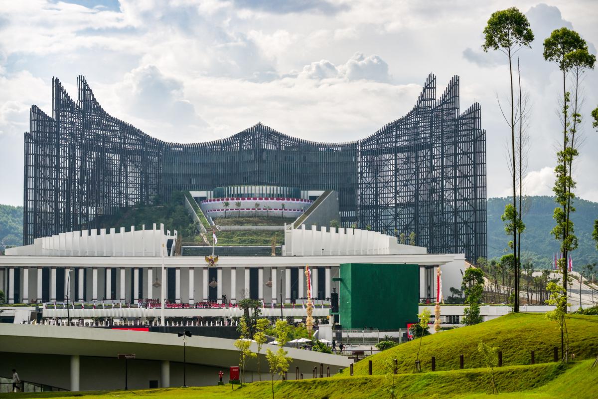 Indonesia Celebrates Independence in New Capital City Amid Delays, Construction Challenges